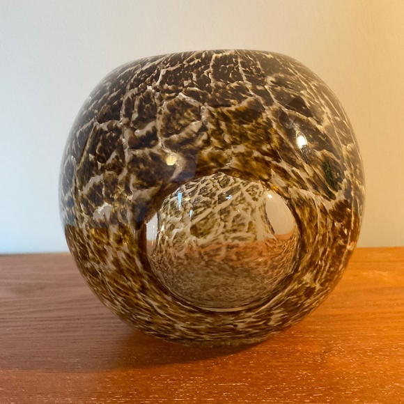 Art Glass Tortoise Shell Pattern with Windows - Candle Holder or Vase - Picture 8 of 15